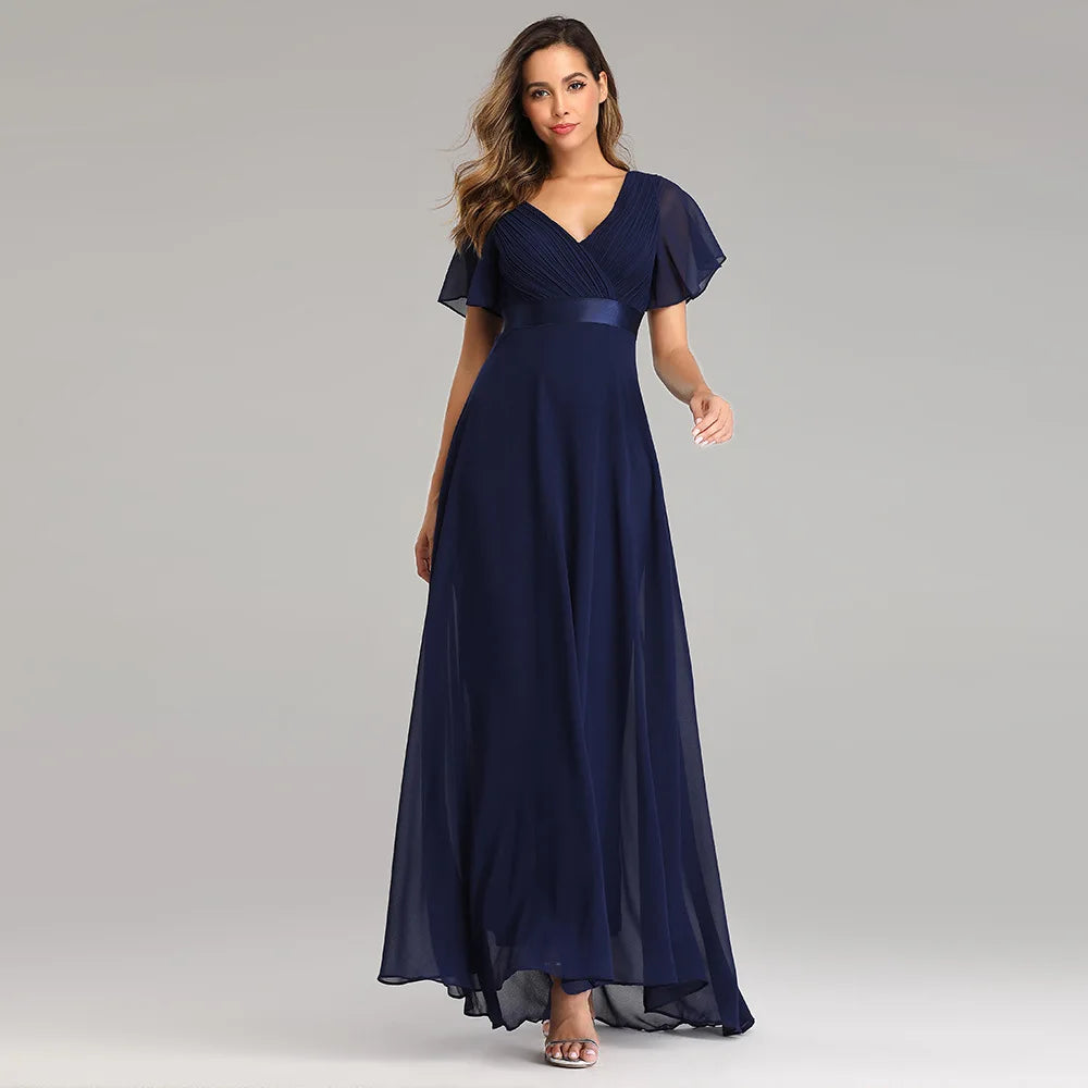 Robe de Soirée Grande Taille pour Femme – Robe de Fête Élégante en Mousseline à Col en V et Longueur au Sol