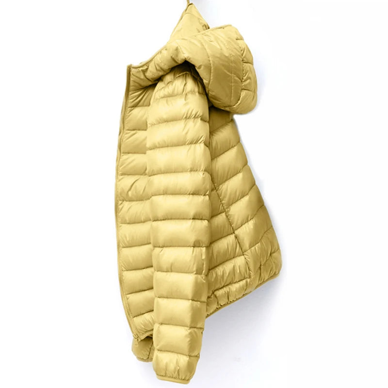 90% Ultra-léger mince doudoune femmes automne hiver mince court à capuche chaud blanc canard vers le bas manteau Parka femme vêtements d'extérieur portables