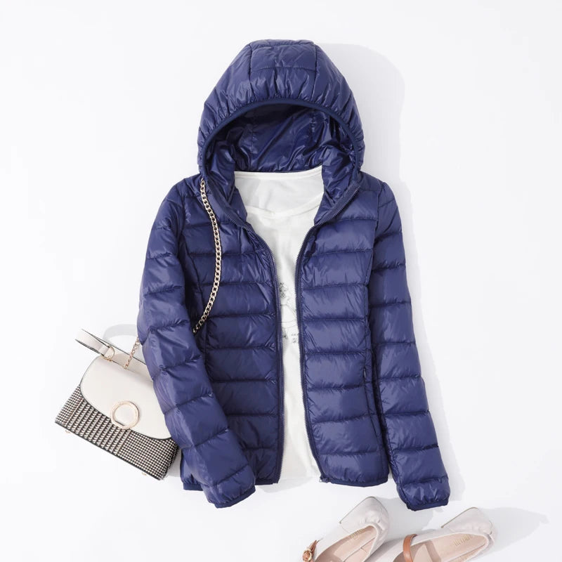 90% Ultra-léger mince doudoune femmes automne hiver mince court à capuche chaud blanc canard vers le bas manteau Parka femme vêtements d'extérieur portables