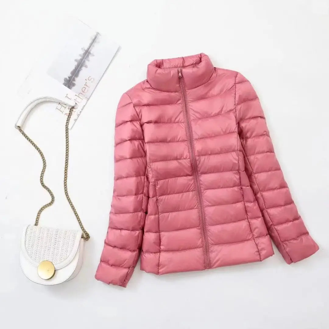 90% Ultra-léger mince doudoune femmes automne hiver mince court à capuche chaud blanc canard vers le bas manteau Parka femme vêtements d'extérieur portables