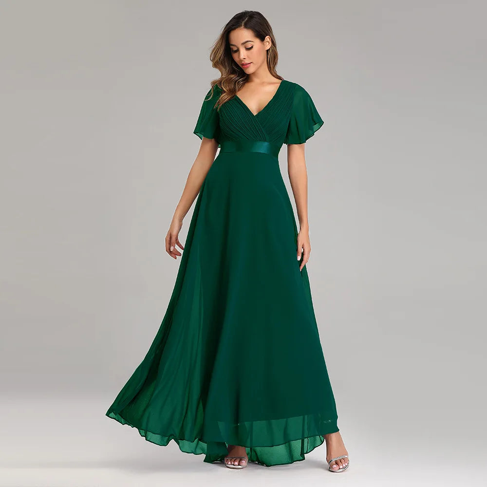 Robe de Soirée Grande Taille pour Femme – Robe de Fête Élégante en Mousseline à Col en V et Longueur au Sol