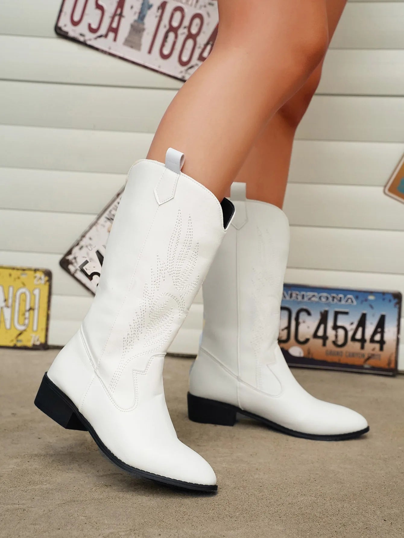 Bottes de cowboy occidentales pointues pour femmes, bottes mi-mollet dorées, bottes argentées noires, mode rétro, grande taille 36-43
