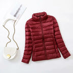 Doudoune Ultra-Légère pour Femme – Manteau Fin en Duvet de Canard Blanc à Capuche & Portable