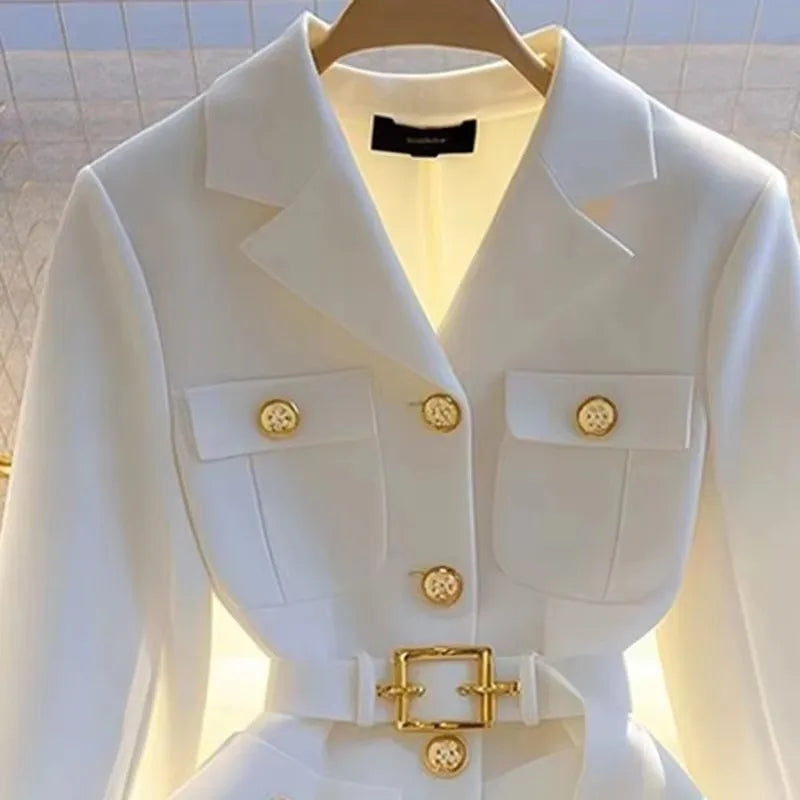 Manteau Blazer Ajusté Ceinturé pour Femme – Veste de Bureau Chic à Simple Boutonnage