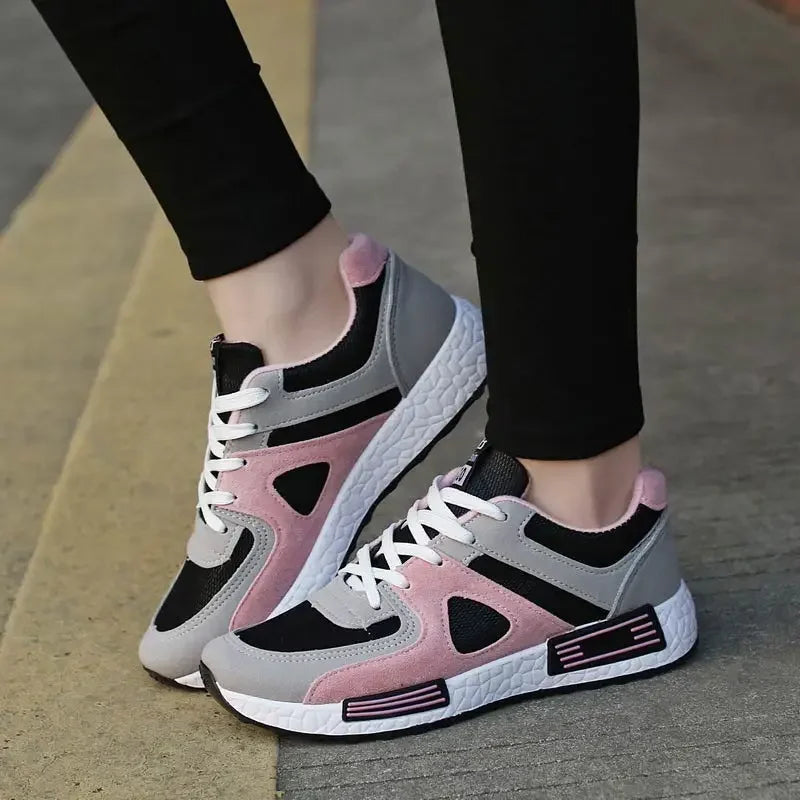 Chaussures de sport en plein air pour femmes, baskets de fitness, résistantes à l'usure, respirantes, 2024