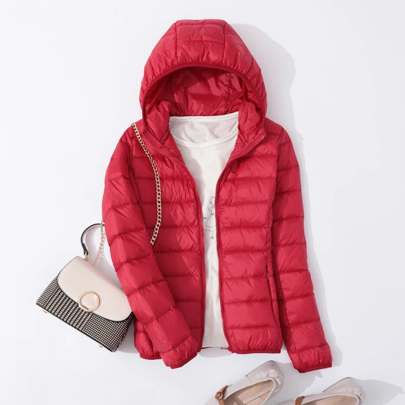 90% Ultra-léger mince doudoune femmes automne hiver mince court à capuche chaud blanc canard vers le bas manteau Parka femme vêtements d'extérieur portables