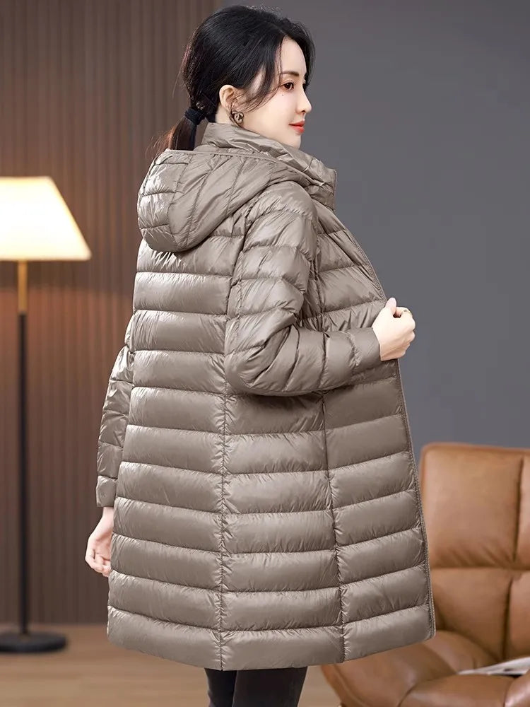 Combinaison à capuche en duvet de canard blanc pour femme, ultra légère, pliable, X-long, mère d'âge moyen, décontracté, nouvelle arrivée, 2024