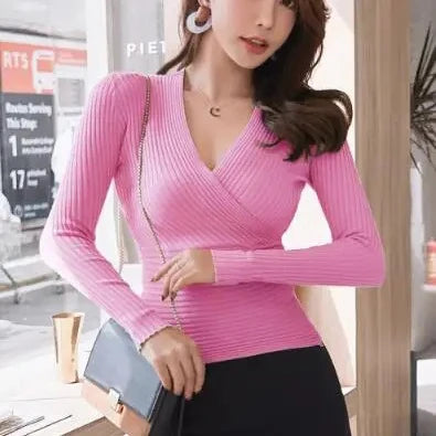 Pull Court Moulant à Col en V Profond pour Femme – Chandail Côtelé Sexy et Élastique en Coton